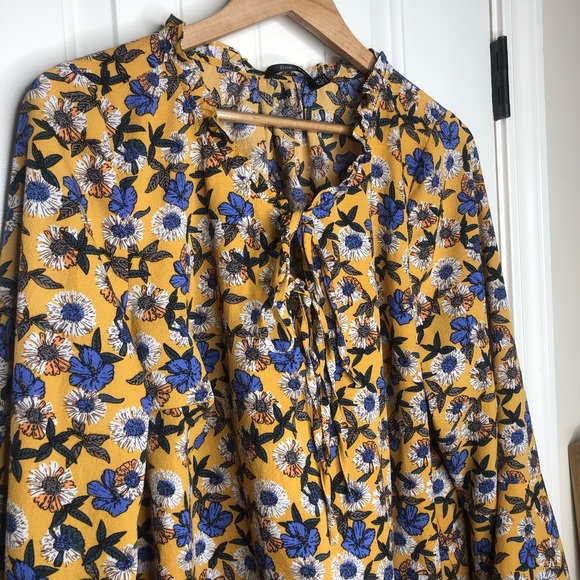 Doe & Rae Tops - Doe & Rae Belled Long Sleeve Top